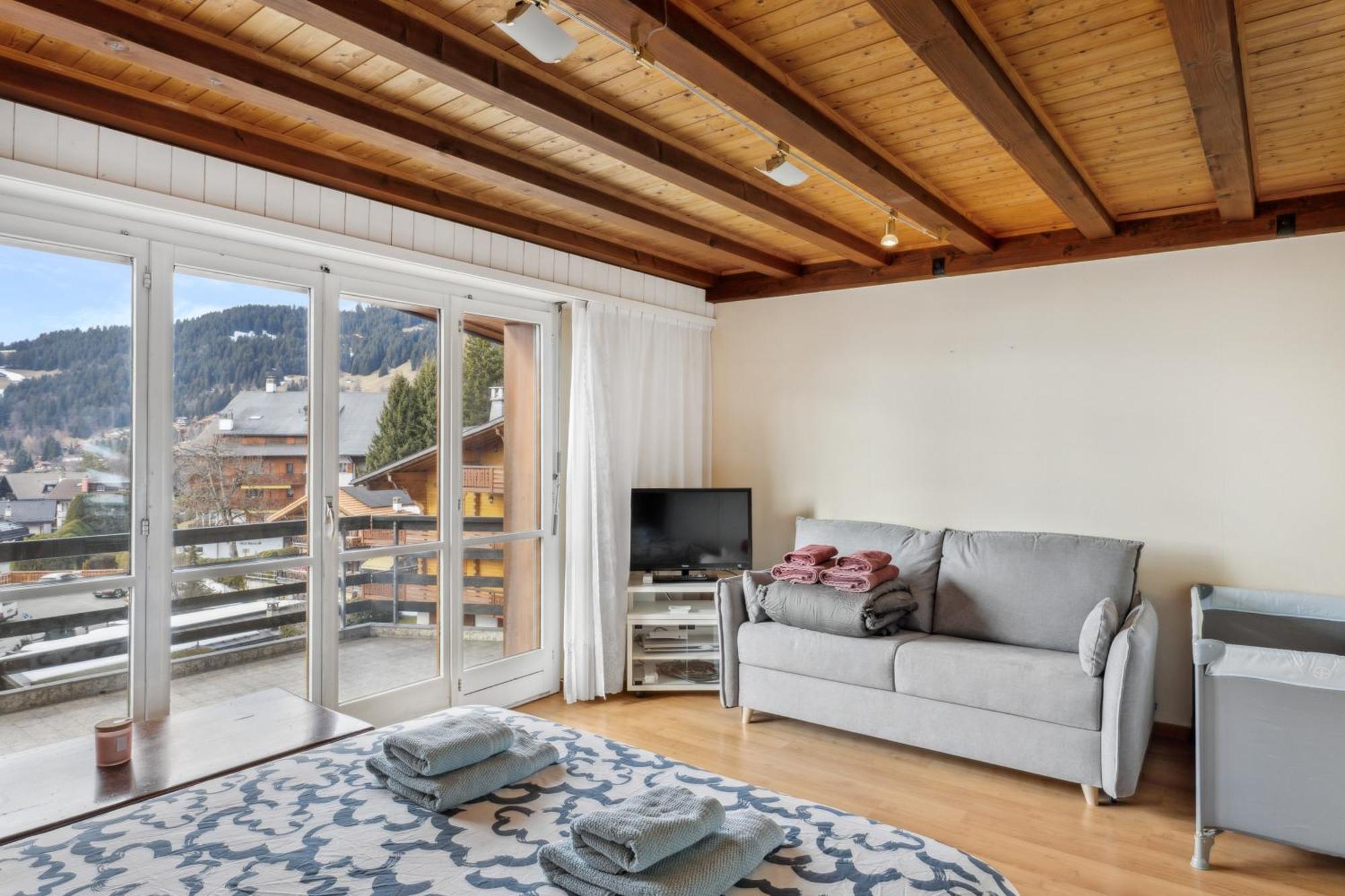 Triplex In Villars Centre With Parking エクステリア 写真